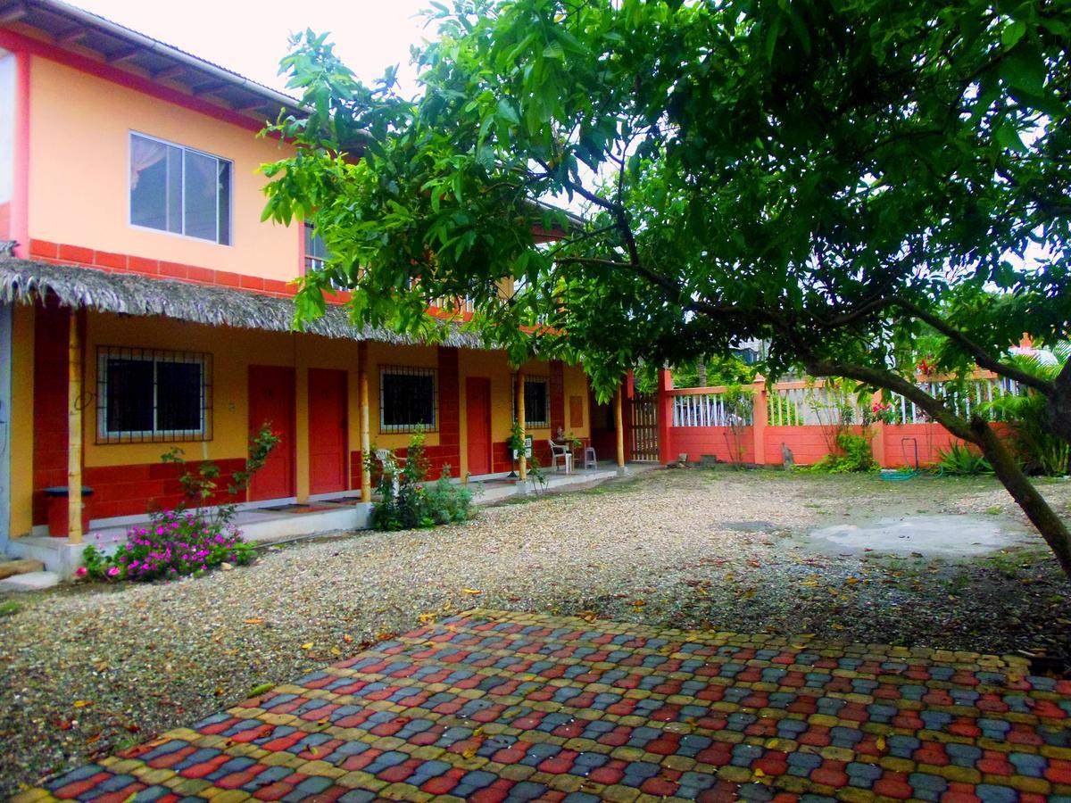 La Casa De Lili Hotel Olón Exterior foto